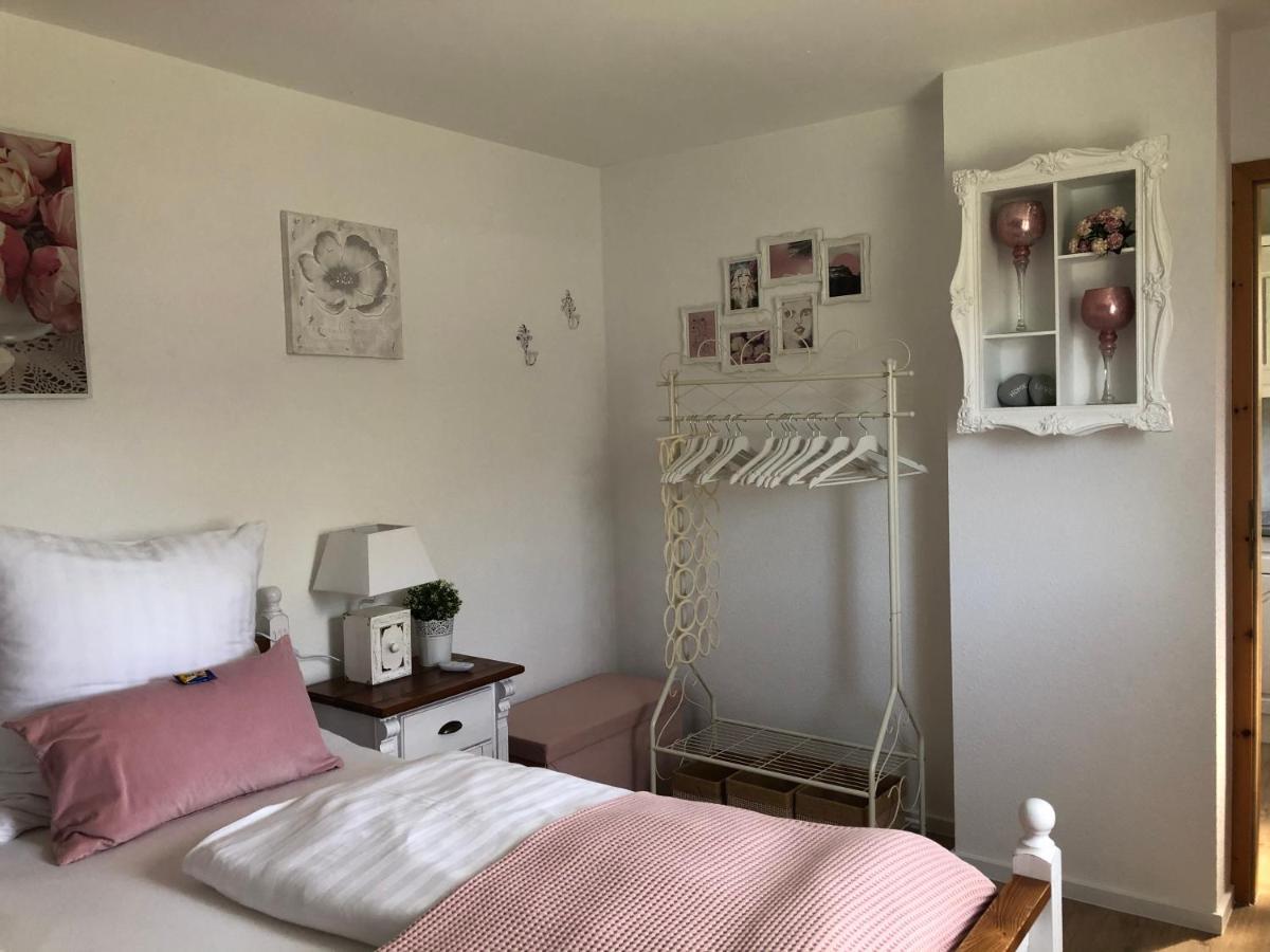 Lili'S Bungalow Auf Der Halbinsel Scheid วัลเด็ค ภายนอก รูปภาพ