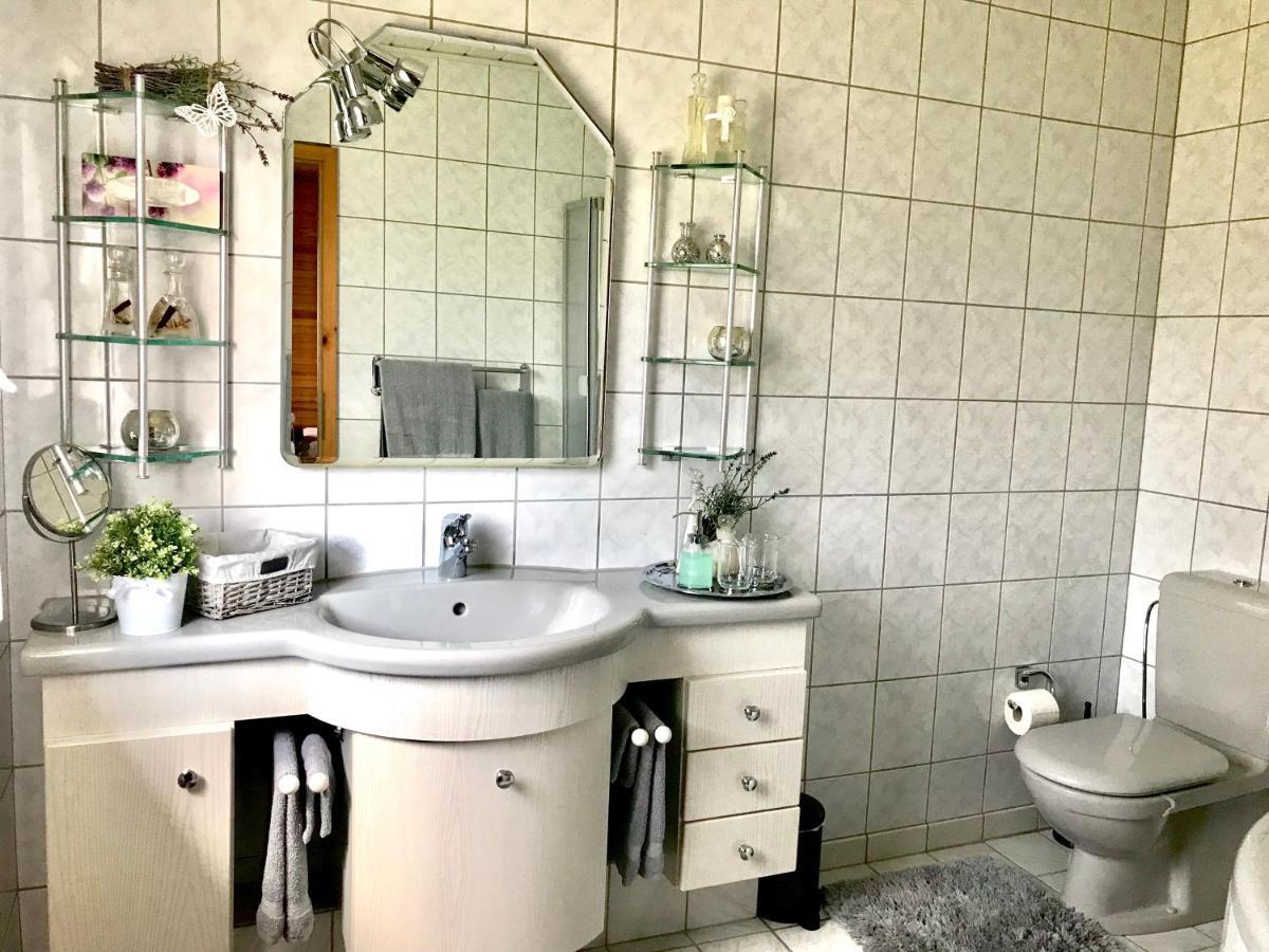 Lili'S Bungalow Auf Der Halbinsel Scheid วัลเด็ค ภายนอก รูปภาพ